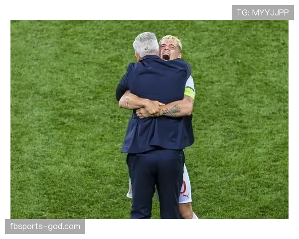 巴黎高位压迫反成防线软肋，一压就穿问题逐步显现