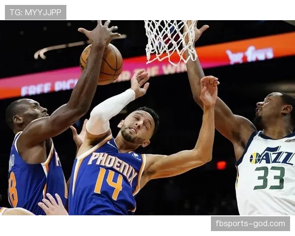 约翰逊挡拆积极拉开空间提升三分命中效率明显